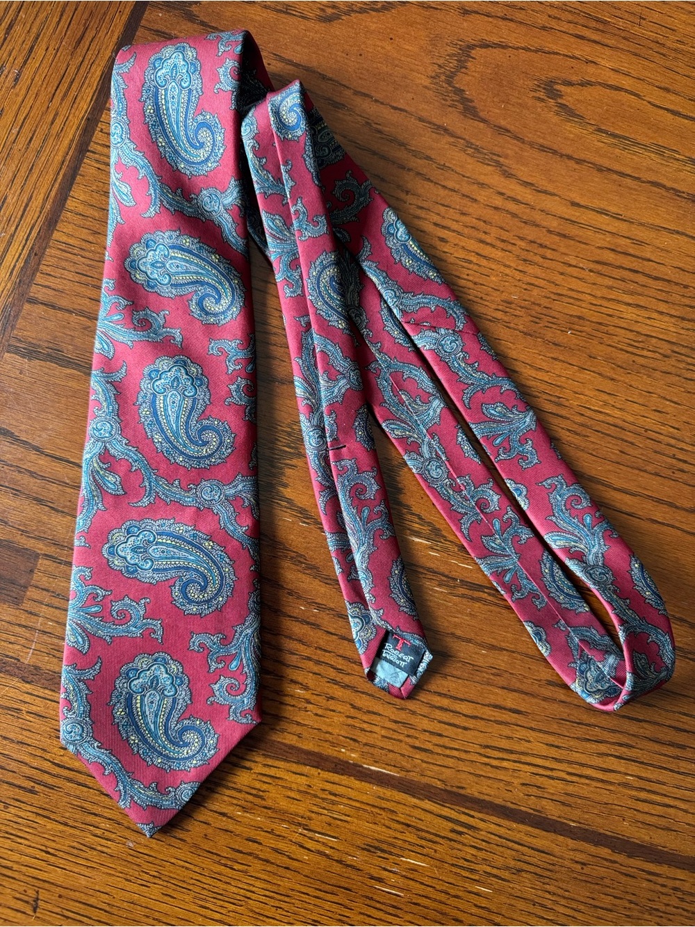 Robert Talbott Mark Fore Strike Mens Vintage Necktie Red Paisley Hand Sewn Silk